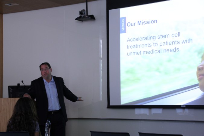 Dr. C. Randal Mills talking to Patient Advocates in LA: Photo courtesy Cristy Lytal, USC