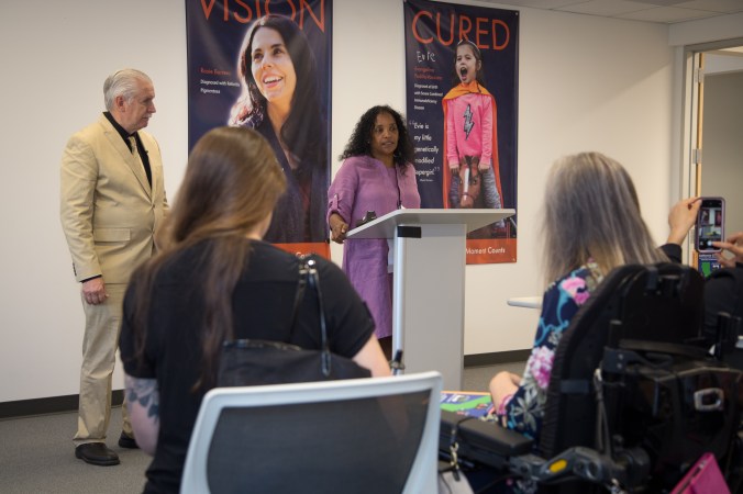 DonReed_BookSigning2018-22